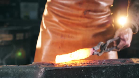 Heated Metal Tool Is Getting Forged By the Craftsman