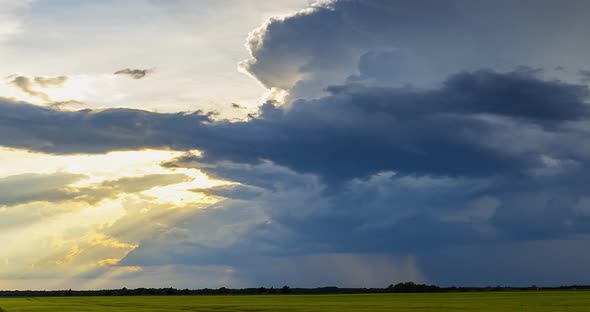 Timelapse Storm Clouds and Heavy Rain, Timelapse of the Beginning of a Thunderstorm