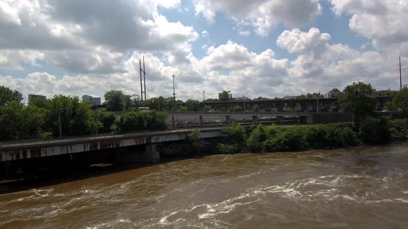 This is a recording of the Schuykill river in Philadelphia