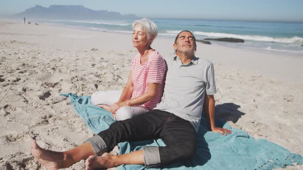 Senior Caucasian couple enjoying time at the beach