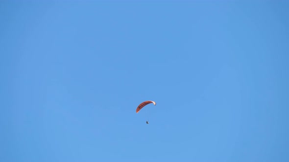 Paragliding