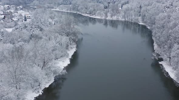 Ice-free River Flow During Extreme Cold Weather. North Climate Zone