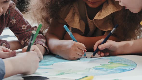 Kids Coloring Together