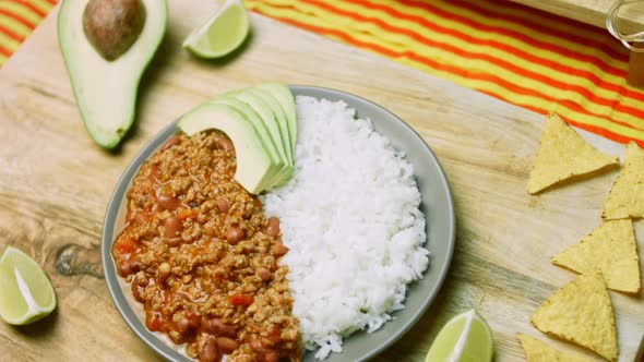 Chili Con Carne with Long Rice