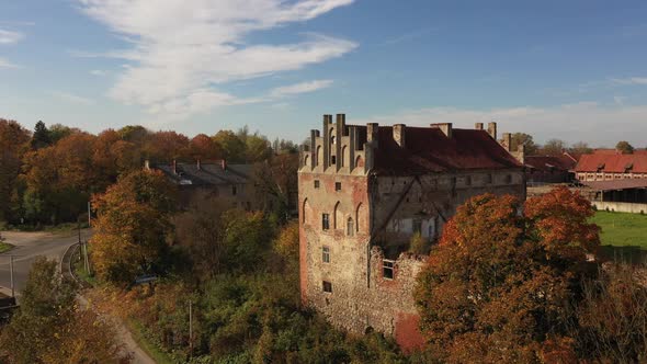 The old abandoned Georgenburg castle