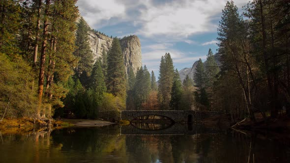 Yosemite Valley River Time Lapse