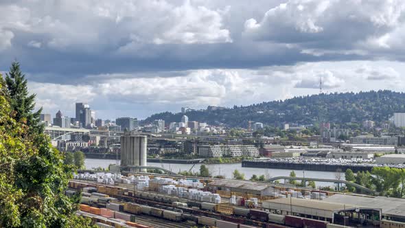 Epic cloud movement above downtown Portland Oregon before a massive thunderstorm.