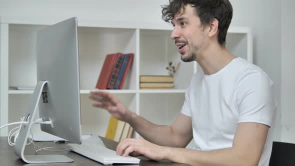 Online Video Chat on Desktop at Work