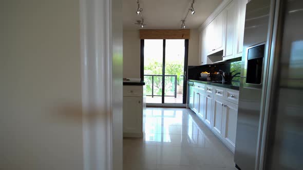 Walk In Kitchen