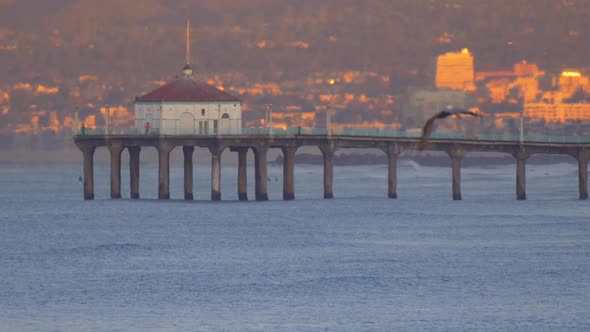 The Manhattan Beach Pier at sunrise.