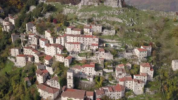 The old Town in the Mountains