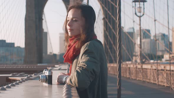 Young tourist on the bridge in New York City