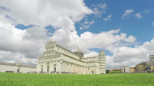 Thousands of Tourists Visiting Tower of Pisa and Cathedral, Clouds Timelapse