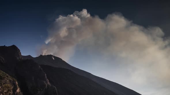 volcano sicily stromboli lava active italy mountain explosive smoke