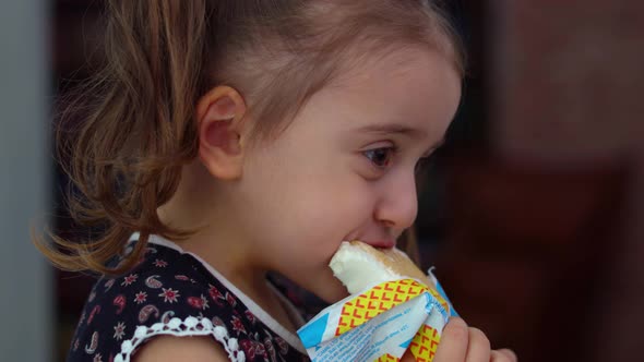 Kid eating icecream