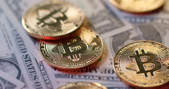 Bitcoin and Us Dollar in Spinning