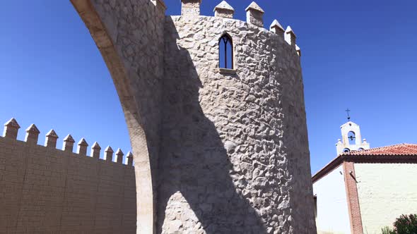 Bodega Gótica is a family business that has been producing grapes for several generations in the mun