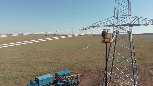 Restoration of Damage on Highvoltage Power Lines