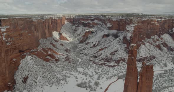 Canyon de Chelly National Monument blanketed in snow