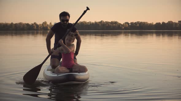 Stand Up Paddle Boarding Family Girl. Fathers Day. Travel Paddles Paddleboard Daughter.