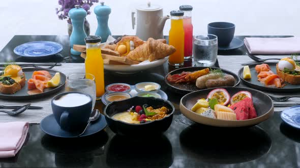 Breakfast with Fresh Food in Luxury Hotel