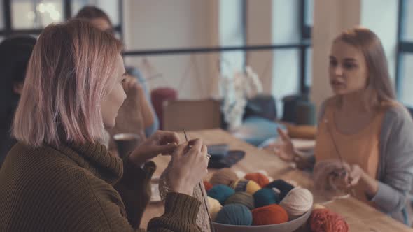 Knitting Attractive Women 