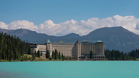 Timelapse of Chateau Lake Louise