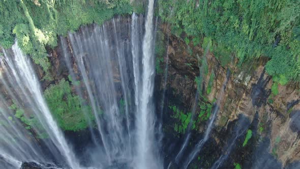 Powerful waterfalls.