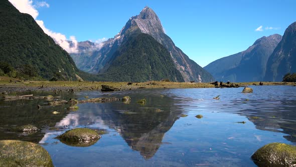 Milford Sound, Fiordland national park, New Zealand