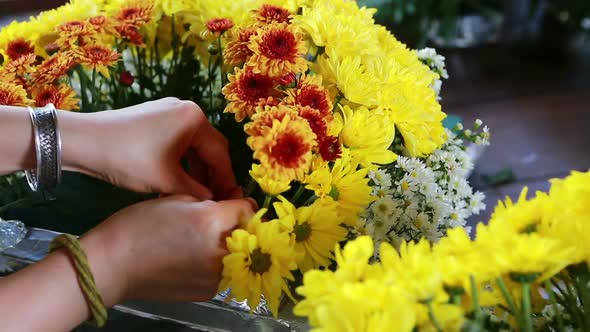 Flower Bouquet Preparing