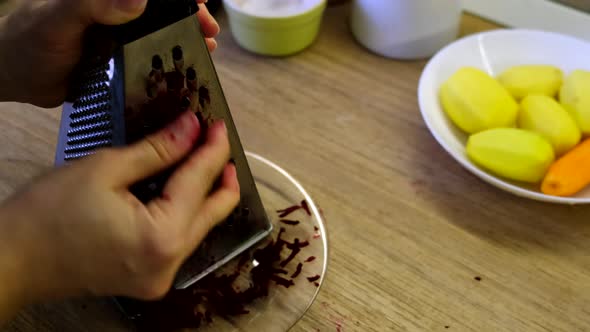 Rub Beetroot Cooking at Home