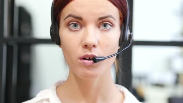 Close Up, Talking On Headphone Female, Call Center