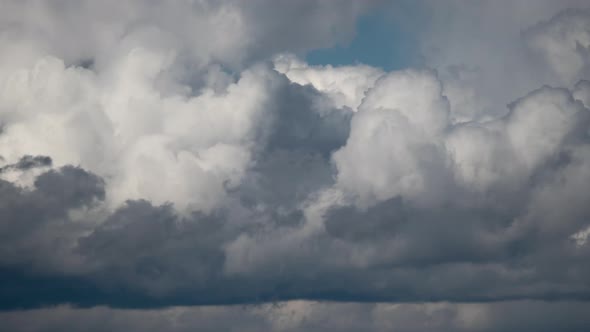 Moving clouds timelapse alt