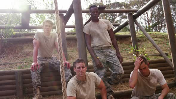 Military soldiers relaxing during obstacle course 4k