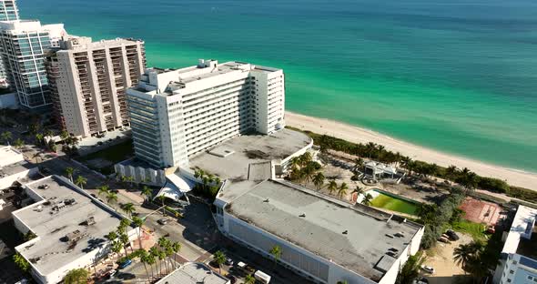 Deauville Hotel Miami Beach Abandoned And Unsafe To Reopen