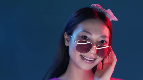 Eyewear Fashion Neon Light Face Girl in Sunglasses