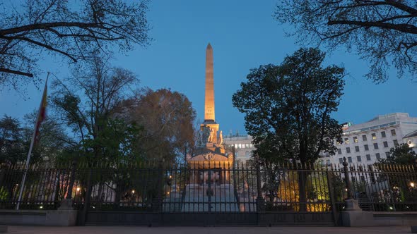 Evening to night timelapse at Dos de Mayo Obelisk