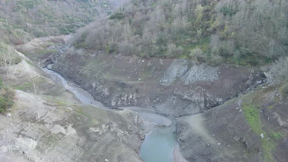 extreme drought condition of dam