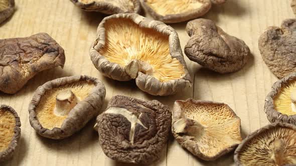  Group of dried whole shiitake mushrooms close up