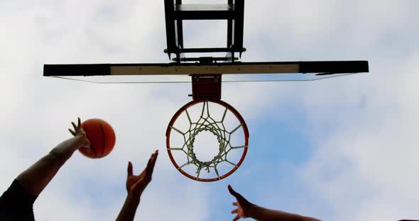 Basketball players playing basketball 4k