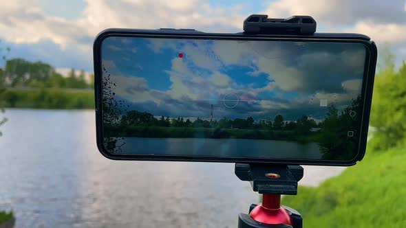 Timelapse Phone That Captures the Timelapse