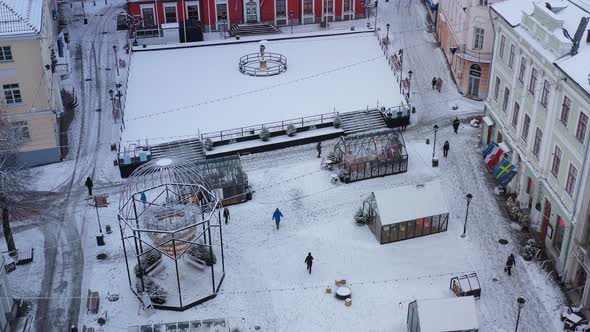 Outdoor ice rink in Tartu down town
