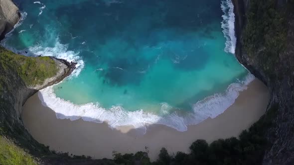 1 million $ drone aerial view flight of insagram spot for a adventure commercial advertisingKelingk