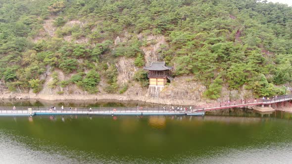 Gumi City Gyeongbuk Provincial Park Geumosan Walking Bridge