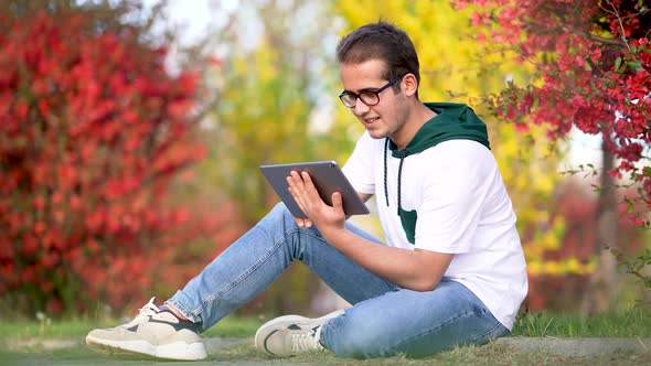 University Computer / Videohive
