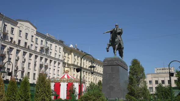 Moscow Russiaaugust 2021 Monument to the Founder of the City of Moscow Yuri Dolgoruky on a Bright