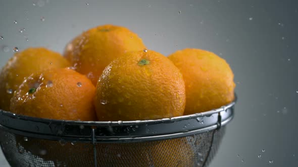 Washing orange, Slow Motion