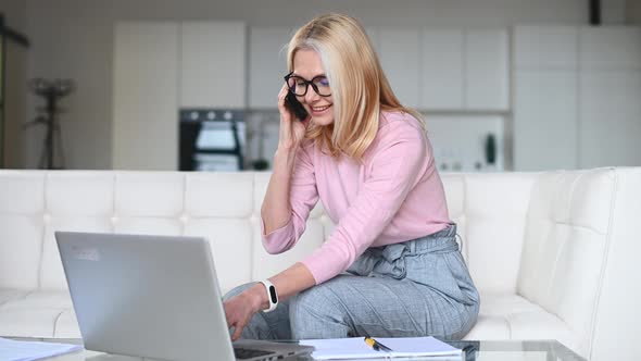 Middleages Woman Works Remotely