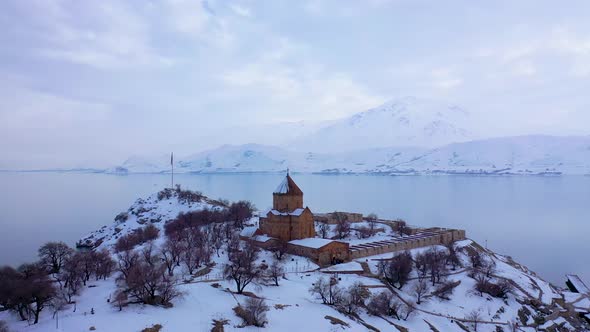 Van lake Akdamar adasi, Ermeni kilisesi