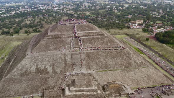 AERIAL: Teotihuacan, Mexico, Pyramids (Flying Around)